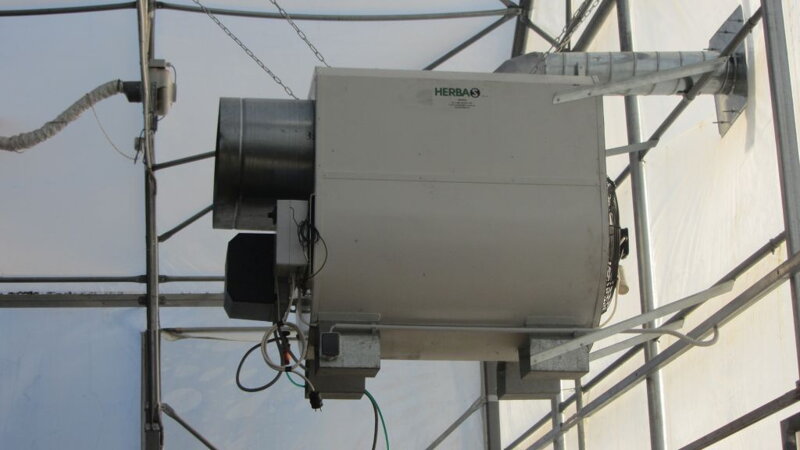 Tepelný generátor s olejovým horákom - závesný