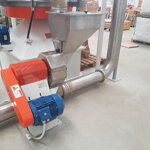 Mlyn MB-100 na sušenú rastlinnú hmotu