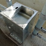 Jednomiestny napájací žľab - nerezový, vyhrievaný